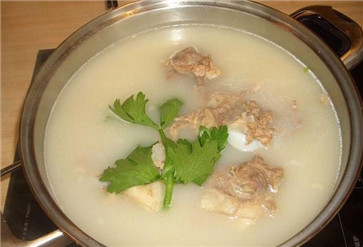 牛骨高湯的做法 牛骨高湯的做法