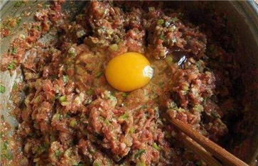 餃子肉餡